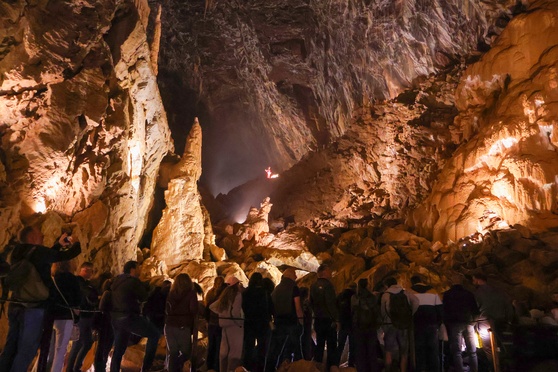 Vallorbe Caves